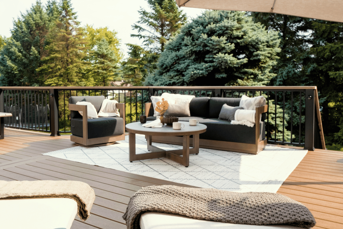 Flory-Deck_2025-09-29_MSUFootballDeckCommercial_Website-01