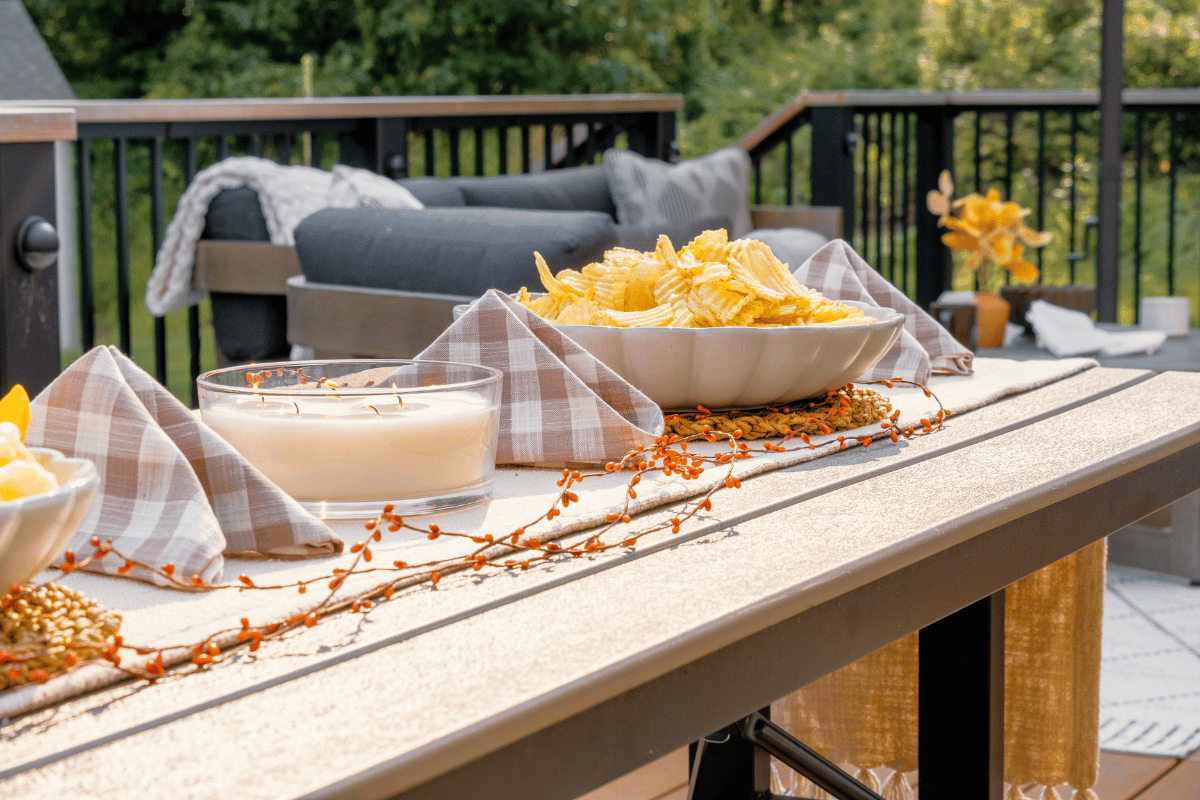 Flory-Deck_2025-09-29_MSUFootballDeckCommercial_Website-07