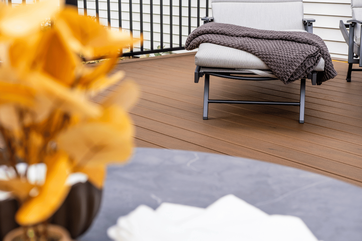 Flory-Deck_2025-09-29_MSUFootballDeckCommercial_Website-09