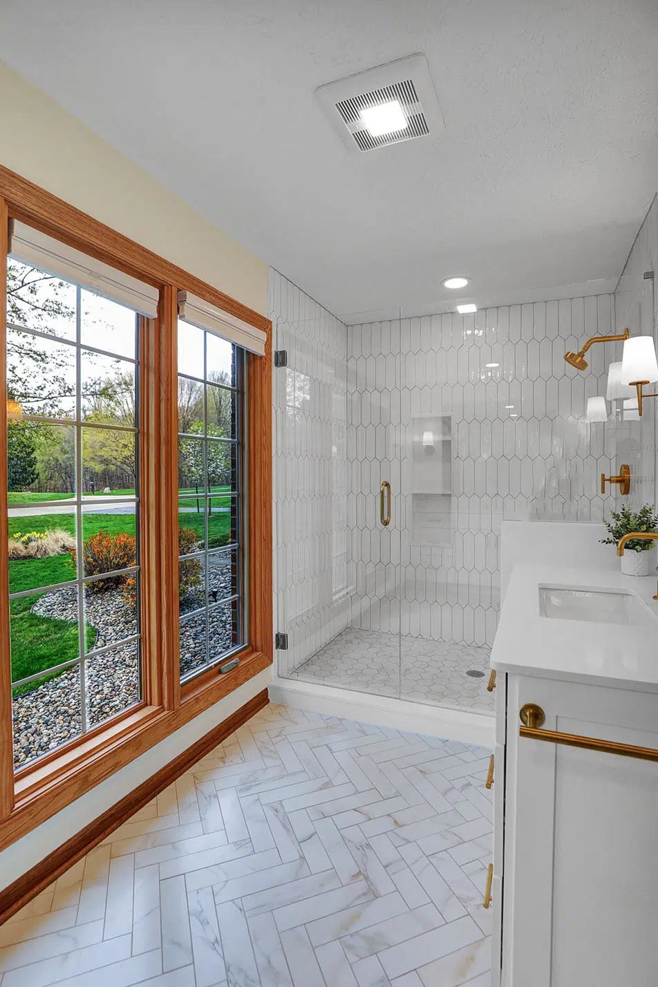 custom-built-design-remodeling-bathrooms-113.jpg