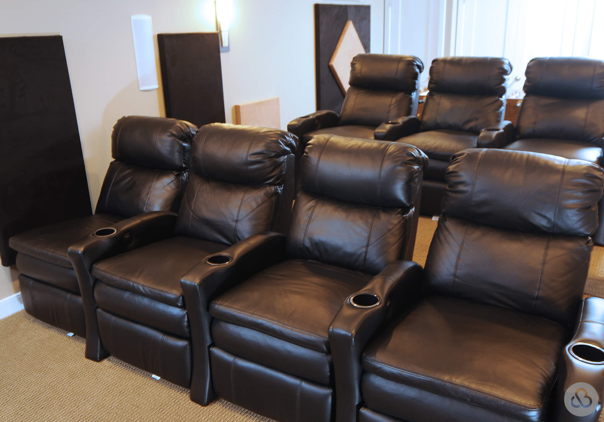 Home-Theater-Basement_2023-09-15-LandingPage-01