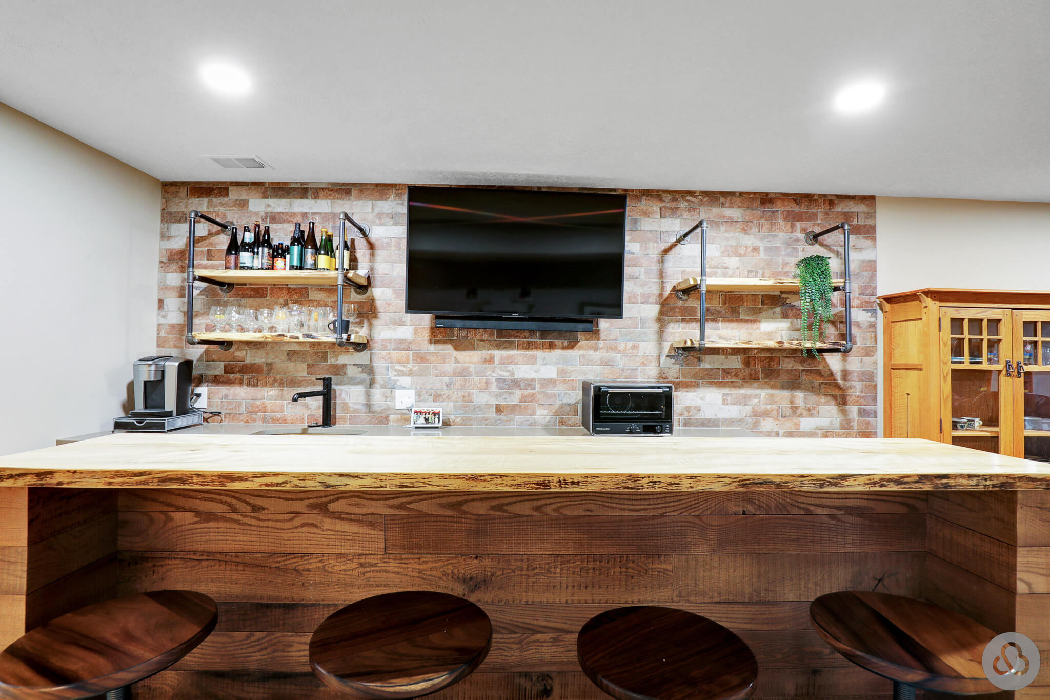 Miller-Basement_2023-09-15-LandingPage-14