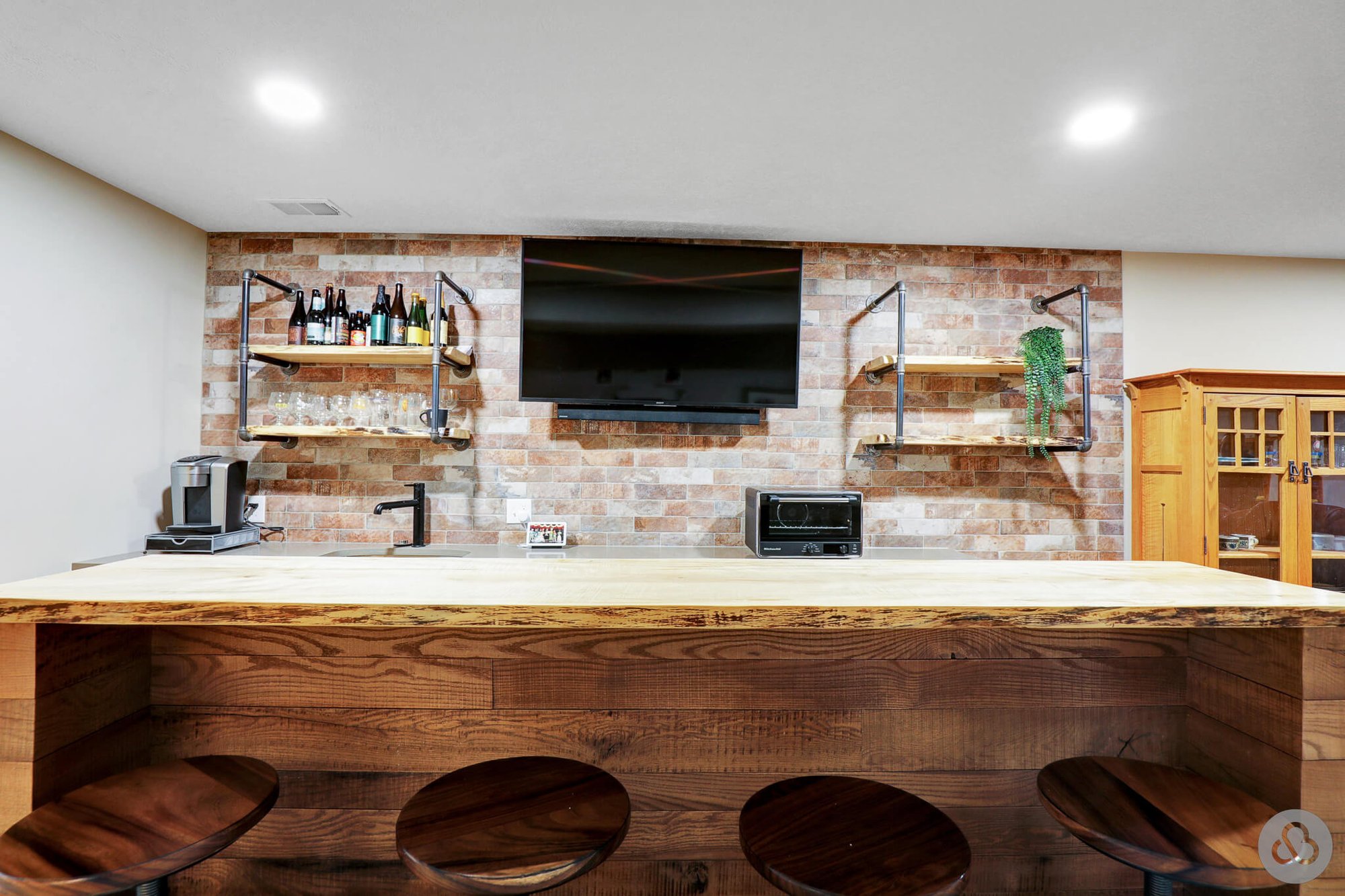 Miller-Basement_2023-09-15-LandingPage-14