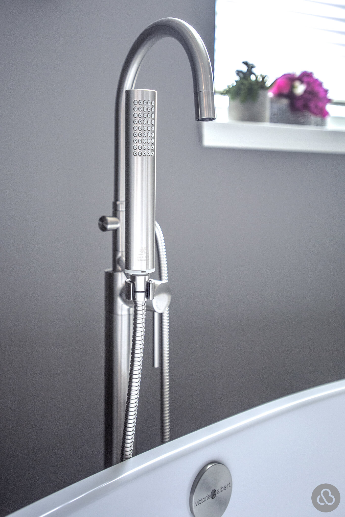 McClanahan-Bathroom_2023-09-15-LandingPage-06