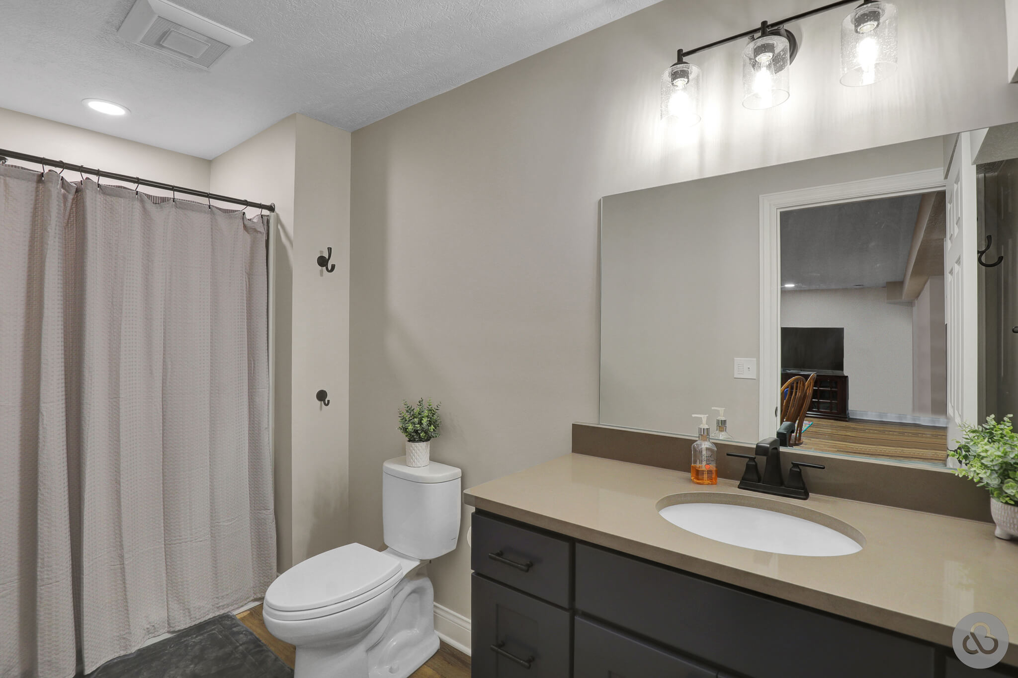 Miller-Bathroom_2023-09-15-LandingPage-02
