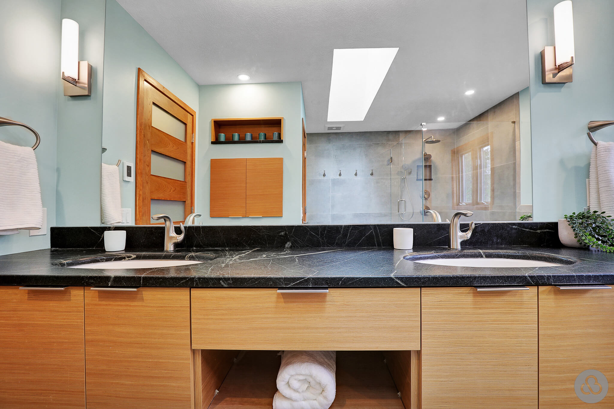 Voit-Bathroom_2023-09-15-LandingPage-07