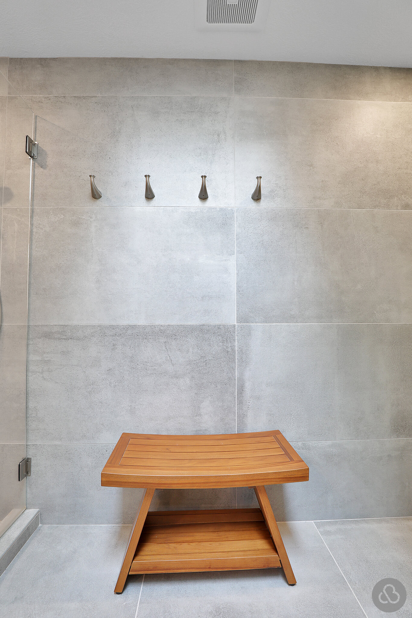 Voit-Bathroom_2023-09-15-LandingPage-12