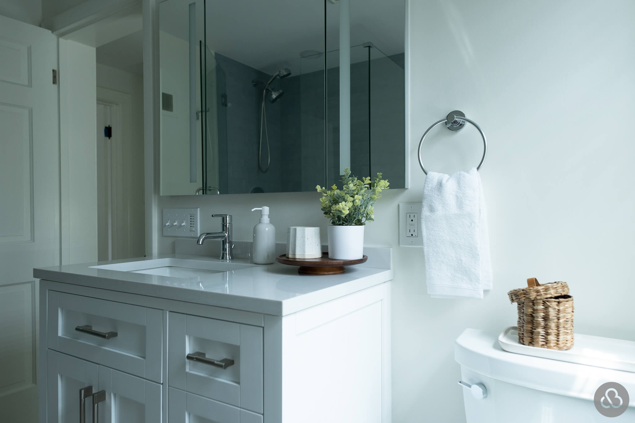 Jimenez-Bathroom_2023-09-15-LandingPage-06