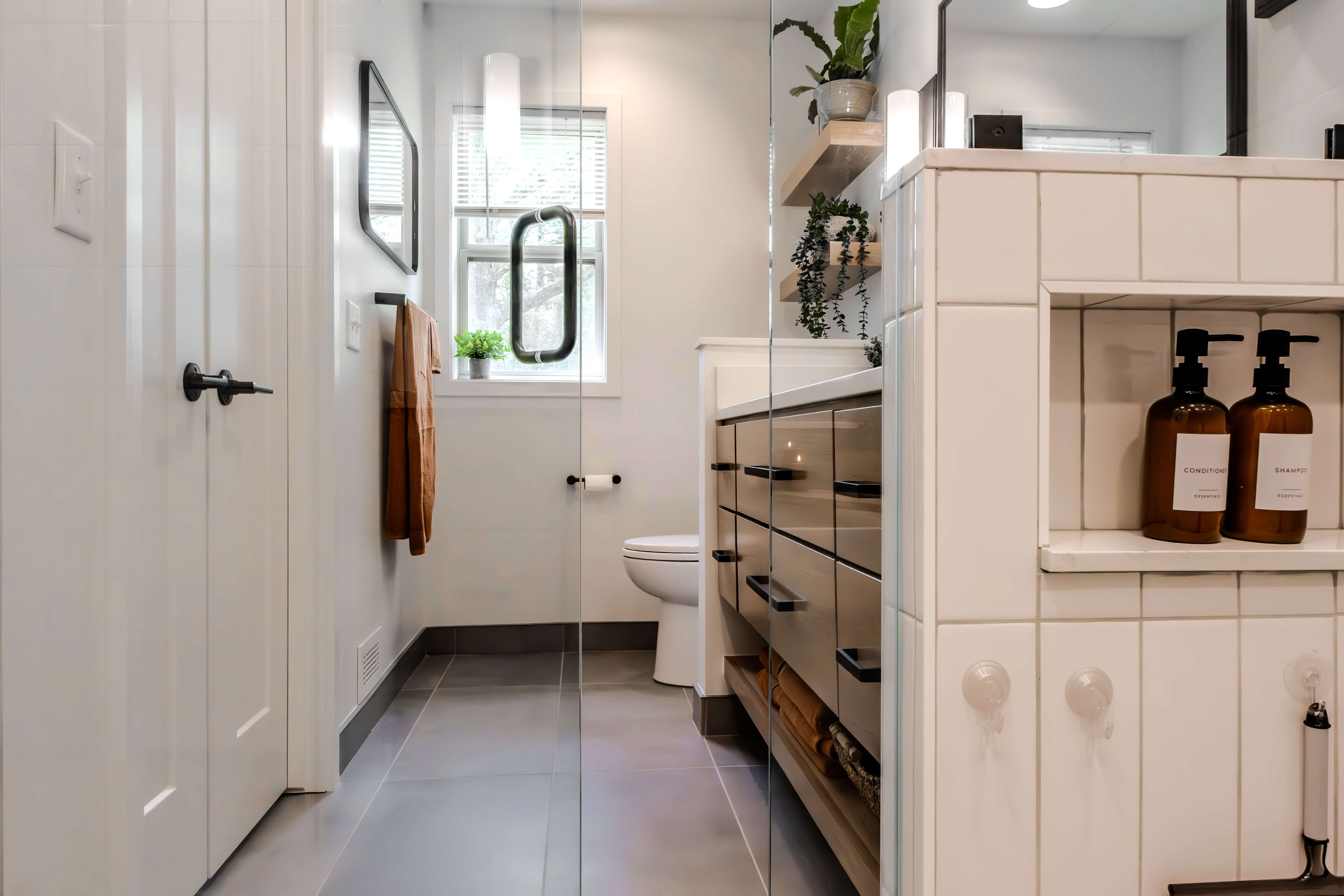 02. Kralapp Bathroom