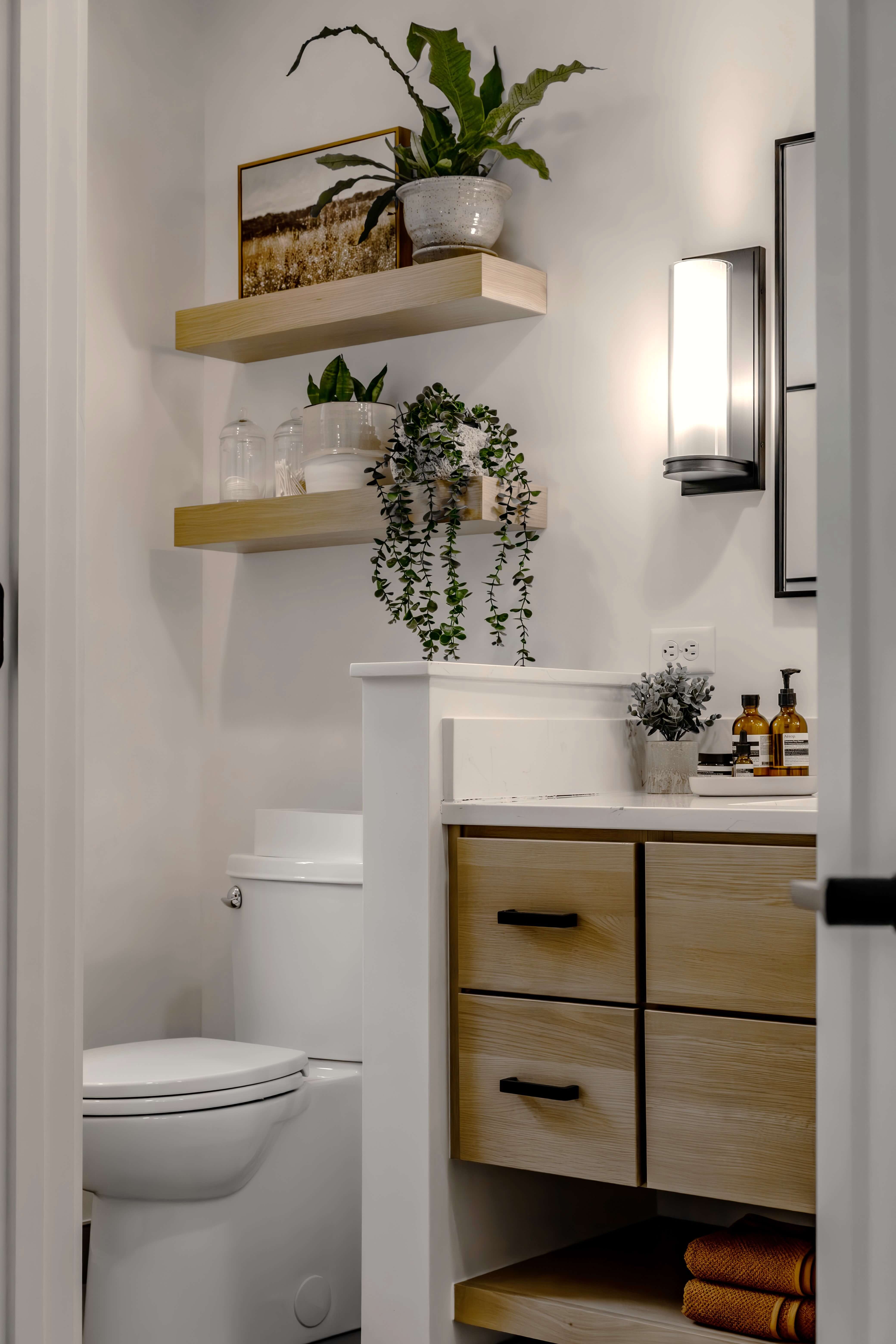 14. Kralapp Bathroom