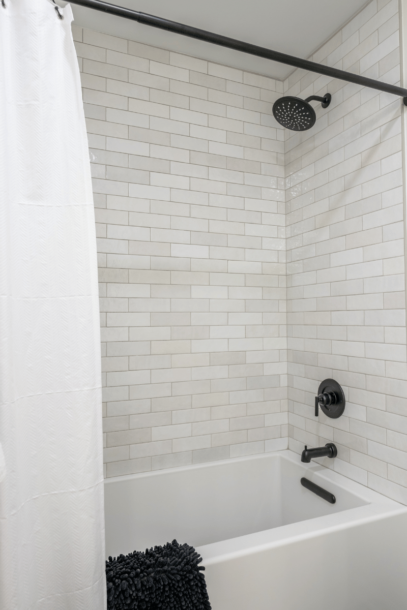Reilly-Bathroom_2024-12-11_BathroomProjectGallery_Website-11
