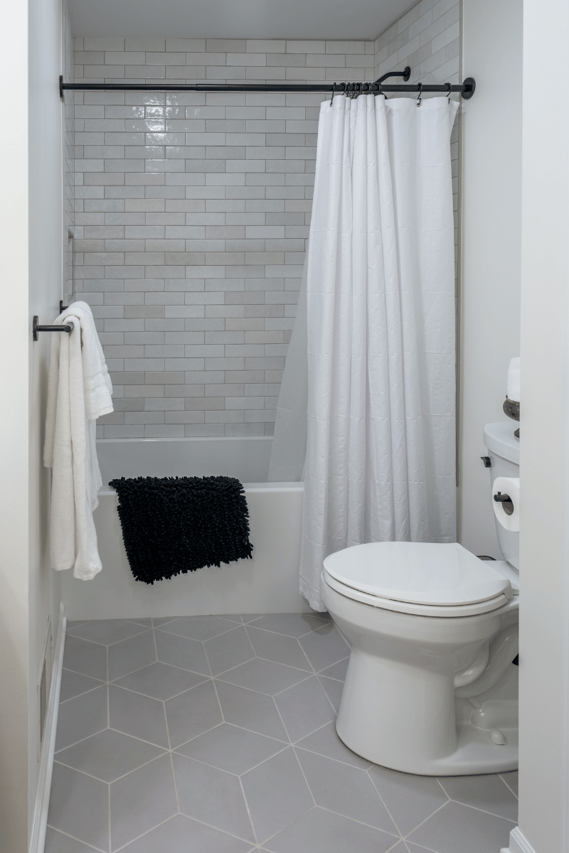 Reilly-Bathroom_2024-12-11_BathroomProjectGallery_Website-13