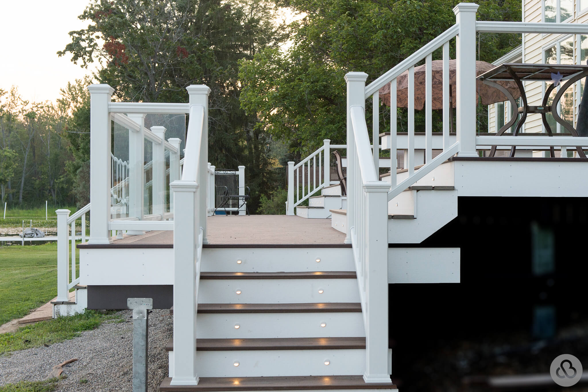 Lake-Deck_2023-09-15-LandingPage-02
