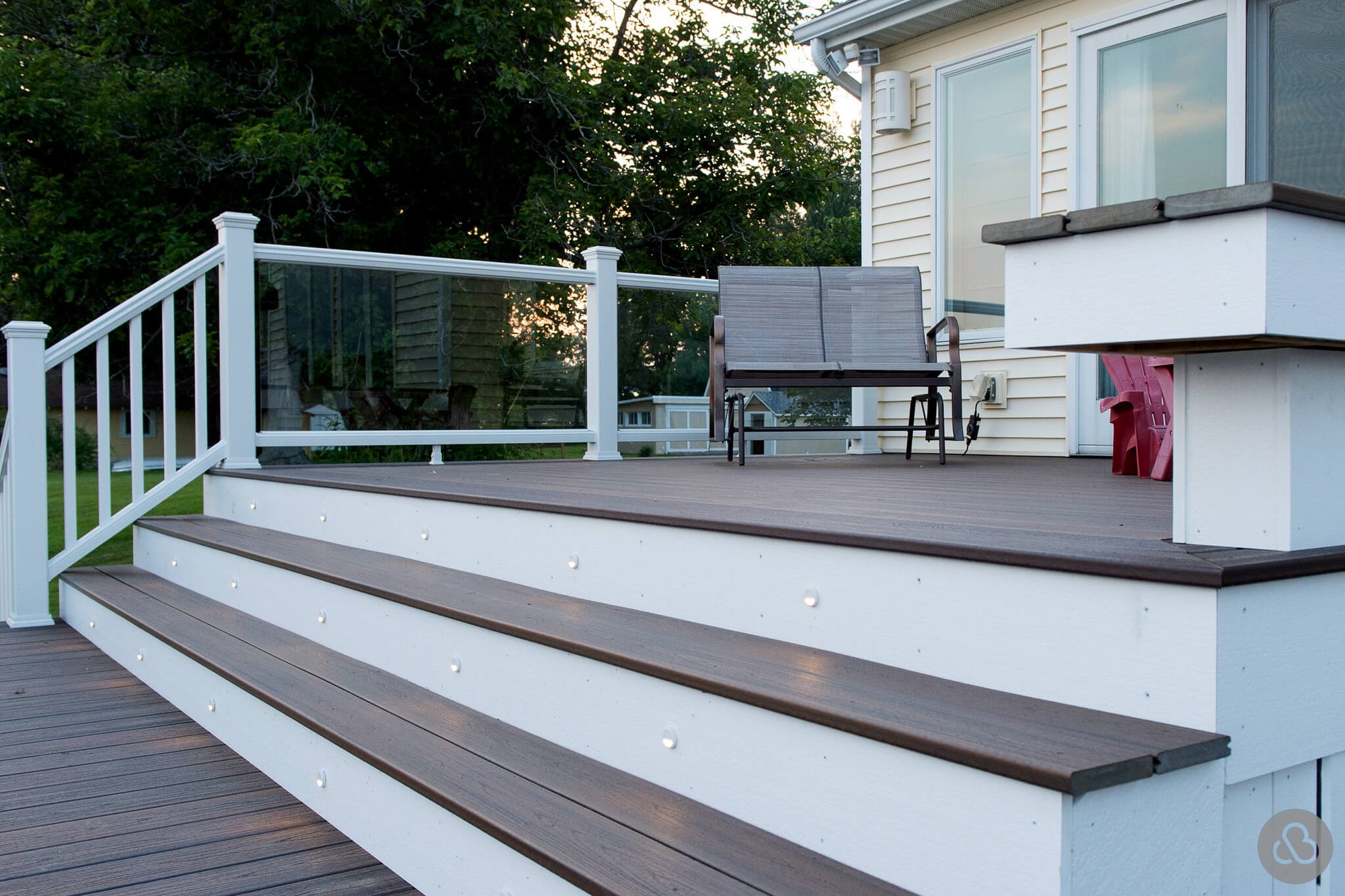 Lake-Deck_2023-09-15-LandingPage-04