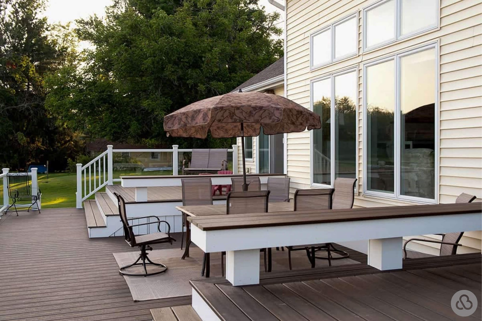 Lake-Deck_2023-09-15-LandingPage-06