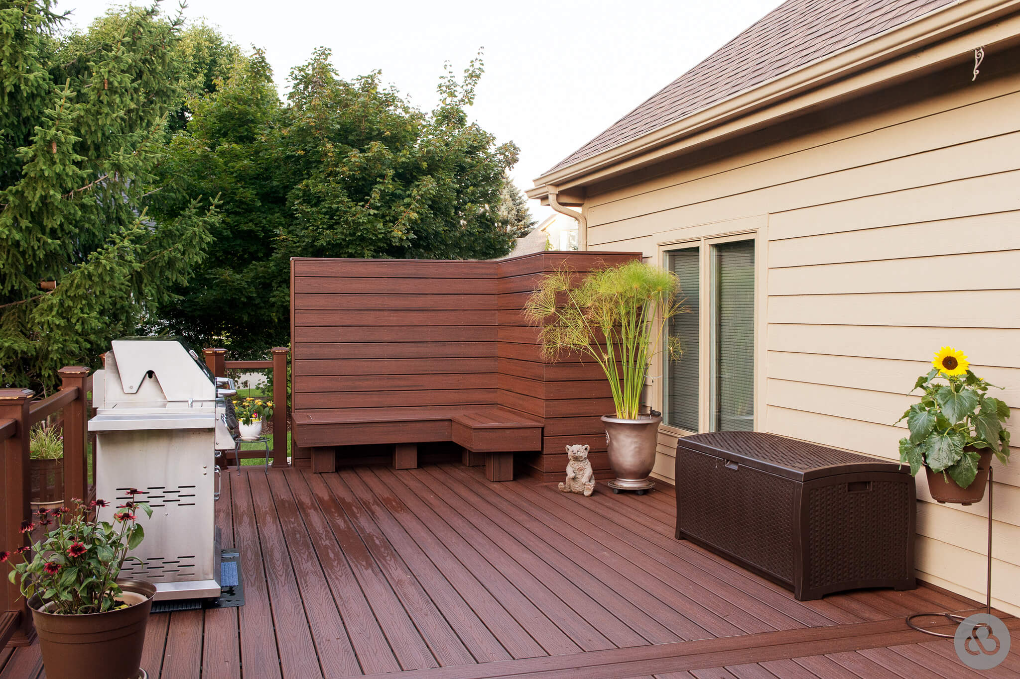 Composite-Glass-Railings-Deck_2023-09-15-LandingPage-02