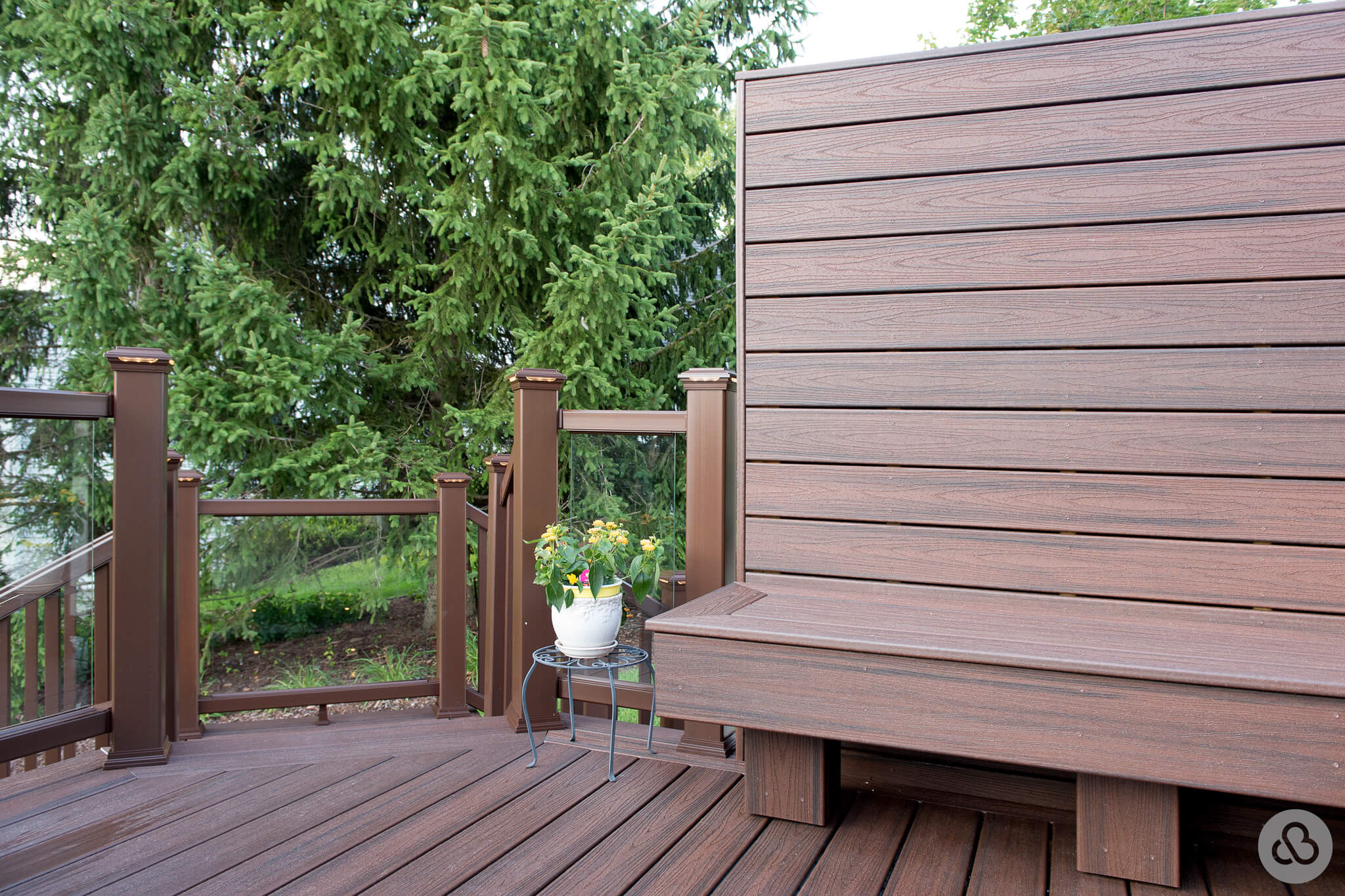Composite-Glass-Railings-Deck_2023-09-15-LandingPage-08