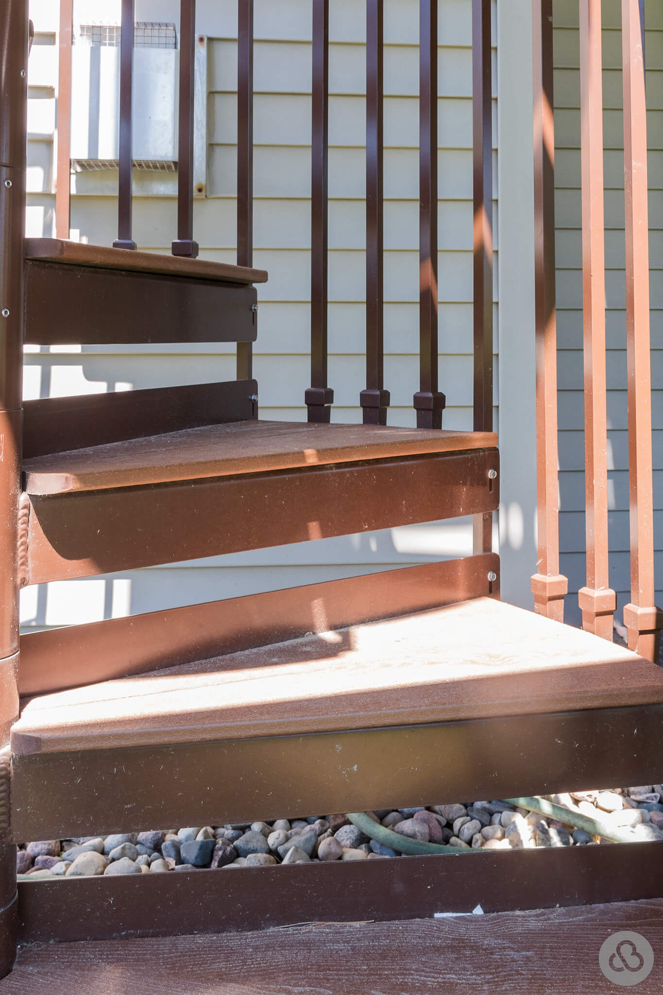 Salisbury-Deck_2023-09-15-LandingPage-01