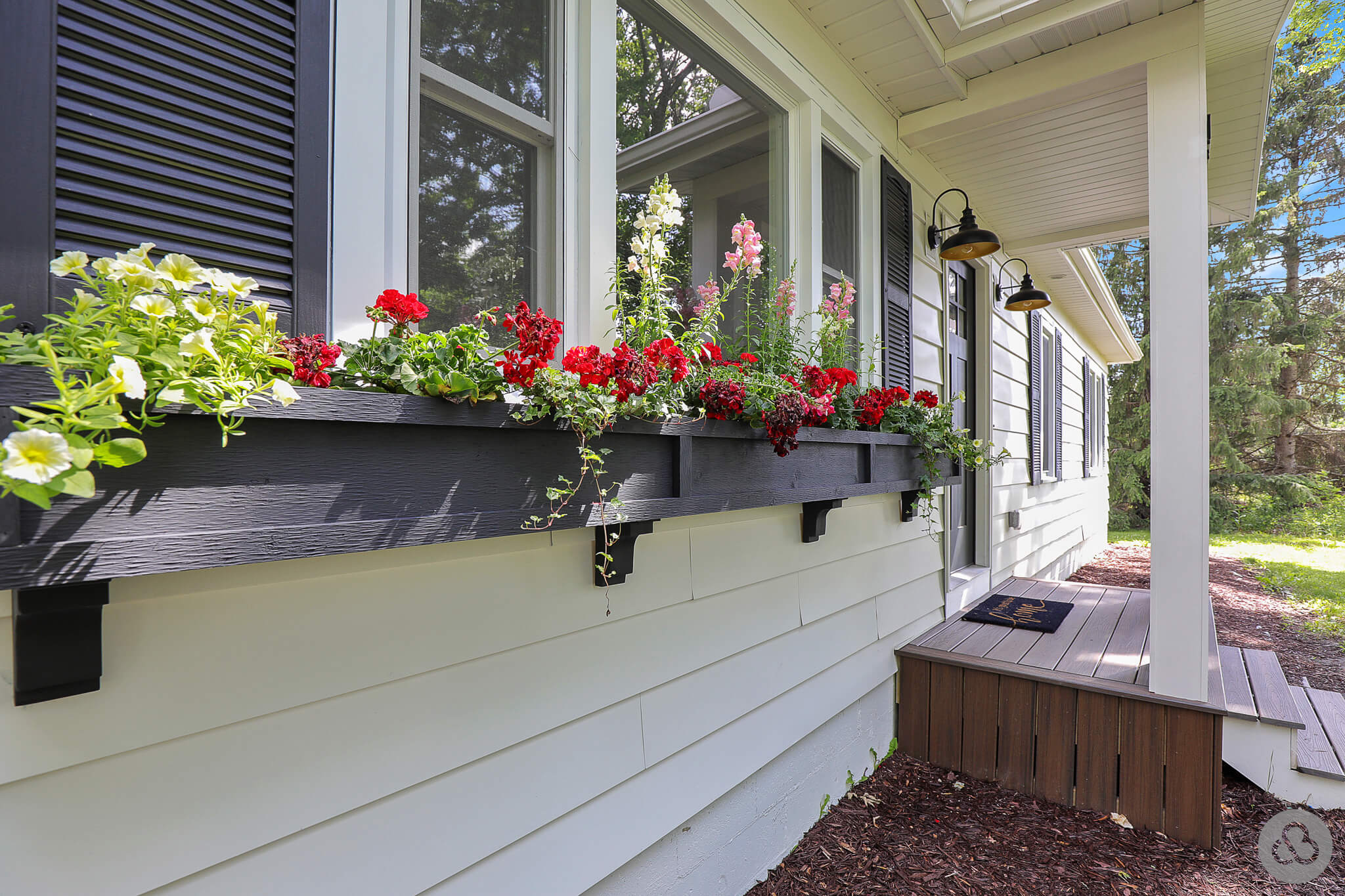 Adent-Porch_2023-09-15-LandingPage-03