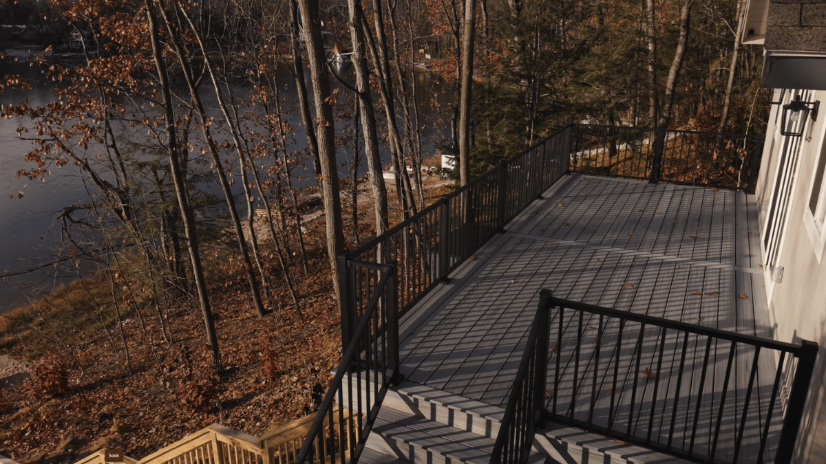 Jones-Deck_2026-01-09_DeckProjectGallery_Website-01