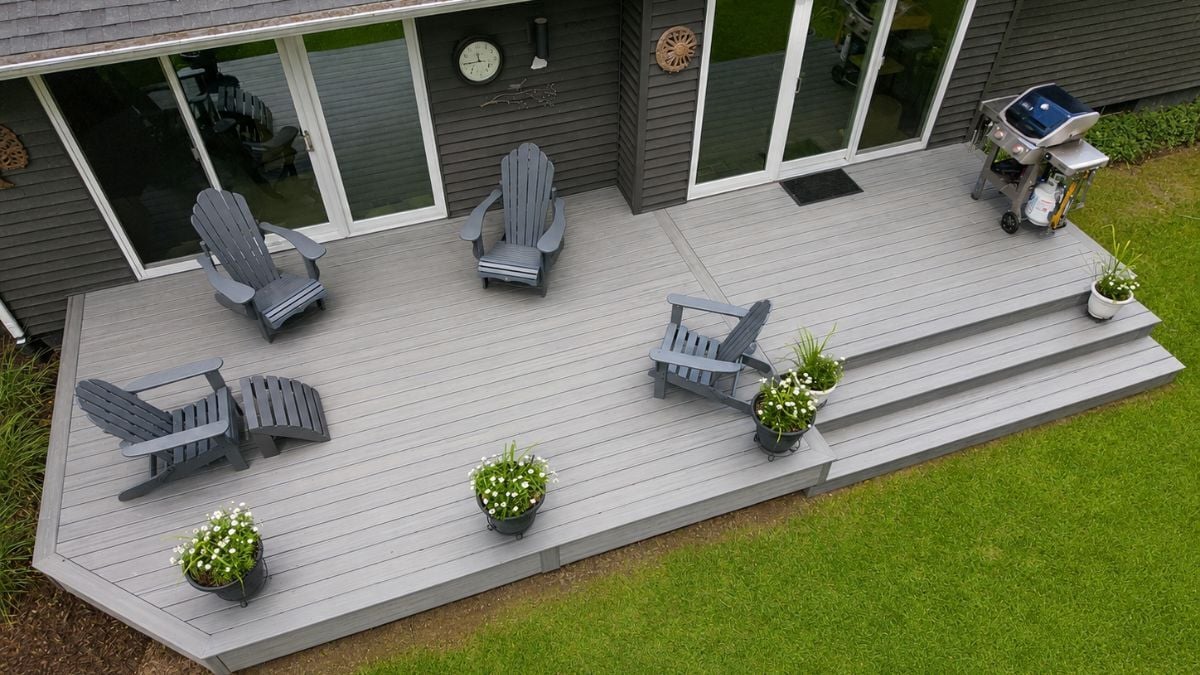 Dunkelberger-Deck_2026-07-02_DecksGallery_Website-02