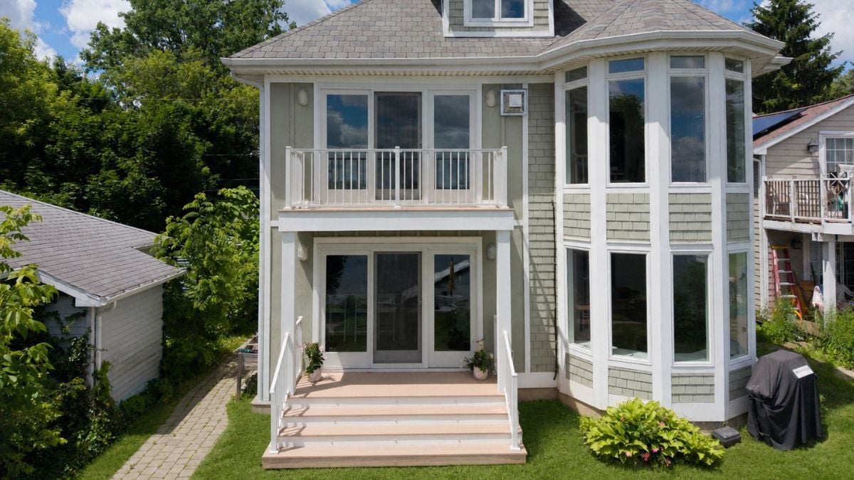 Johnson-Deck_2026-07-02_DecksGallery_Website-03