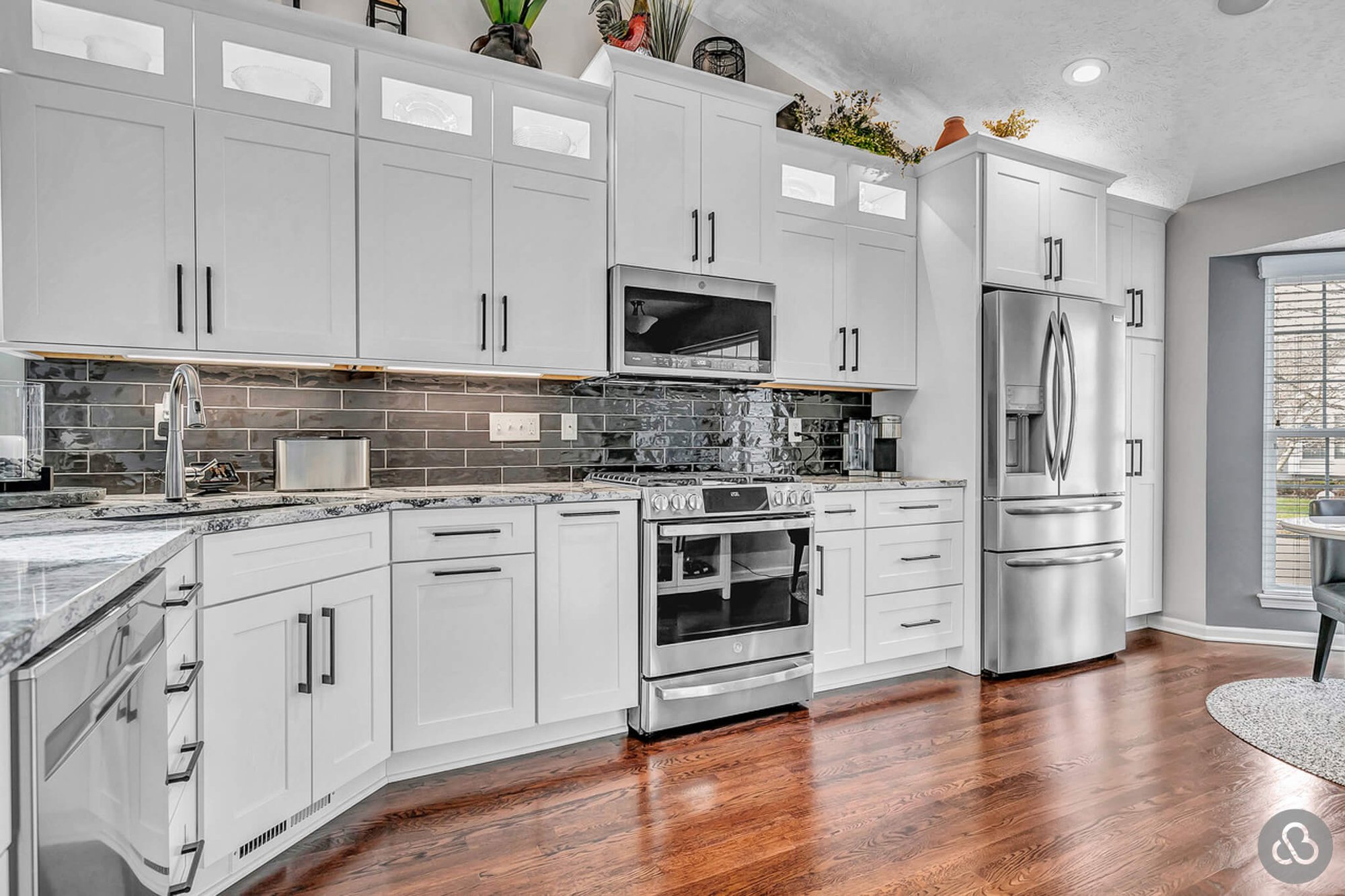 Doyle-Kitchen_2023-09-15-LandingPage-06