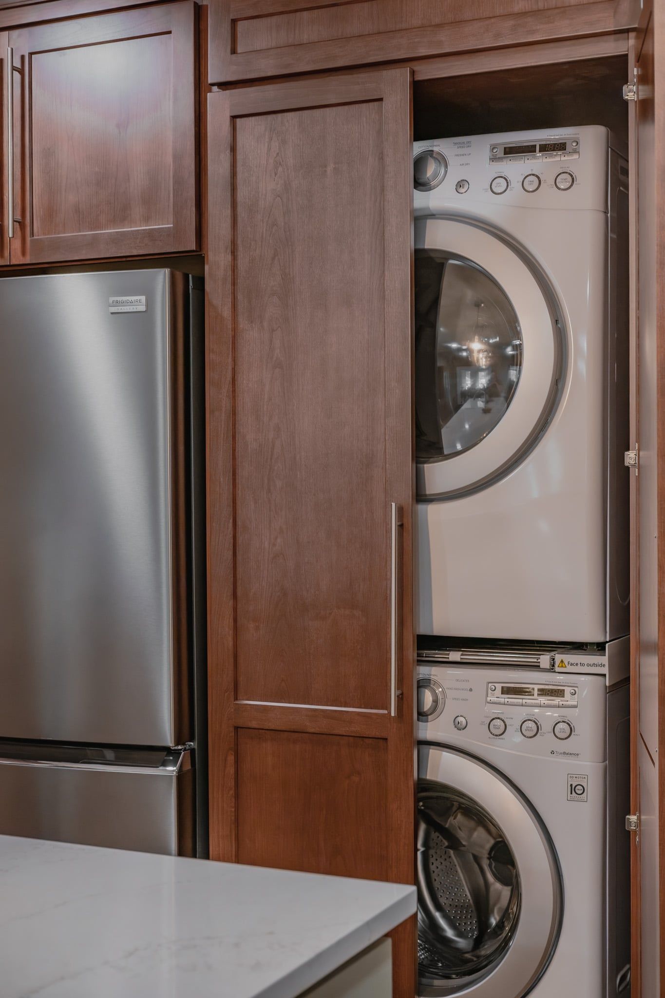 20260902-Brown-Kitchen-Final-RGB-CB-0032