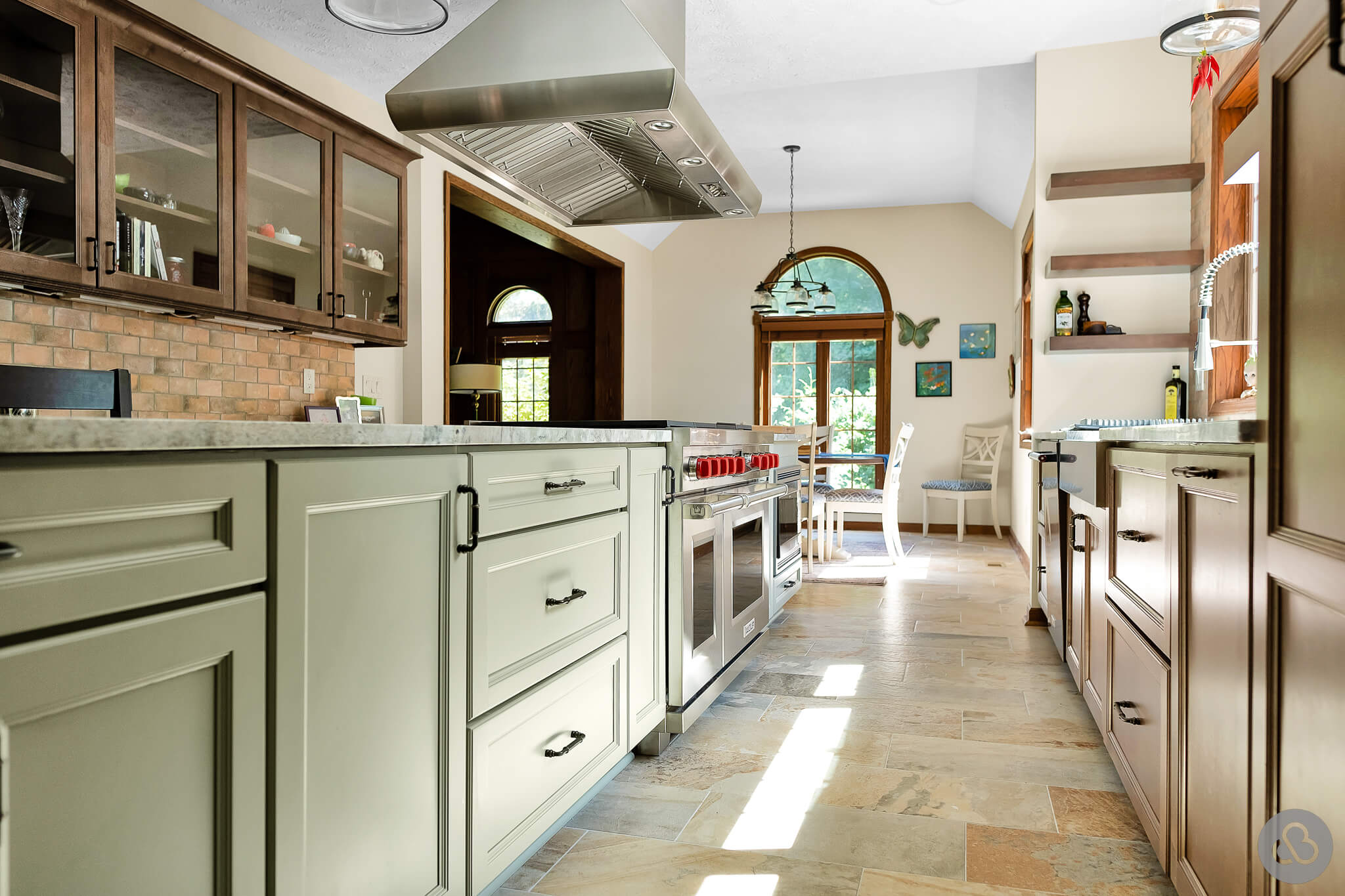 Ellis-Kitchen_2023-09-15-LandingPage-02