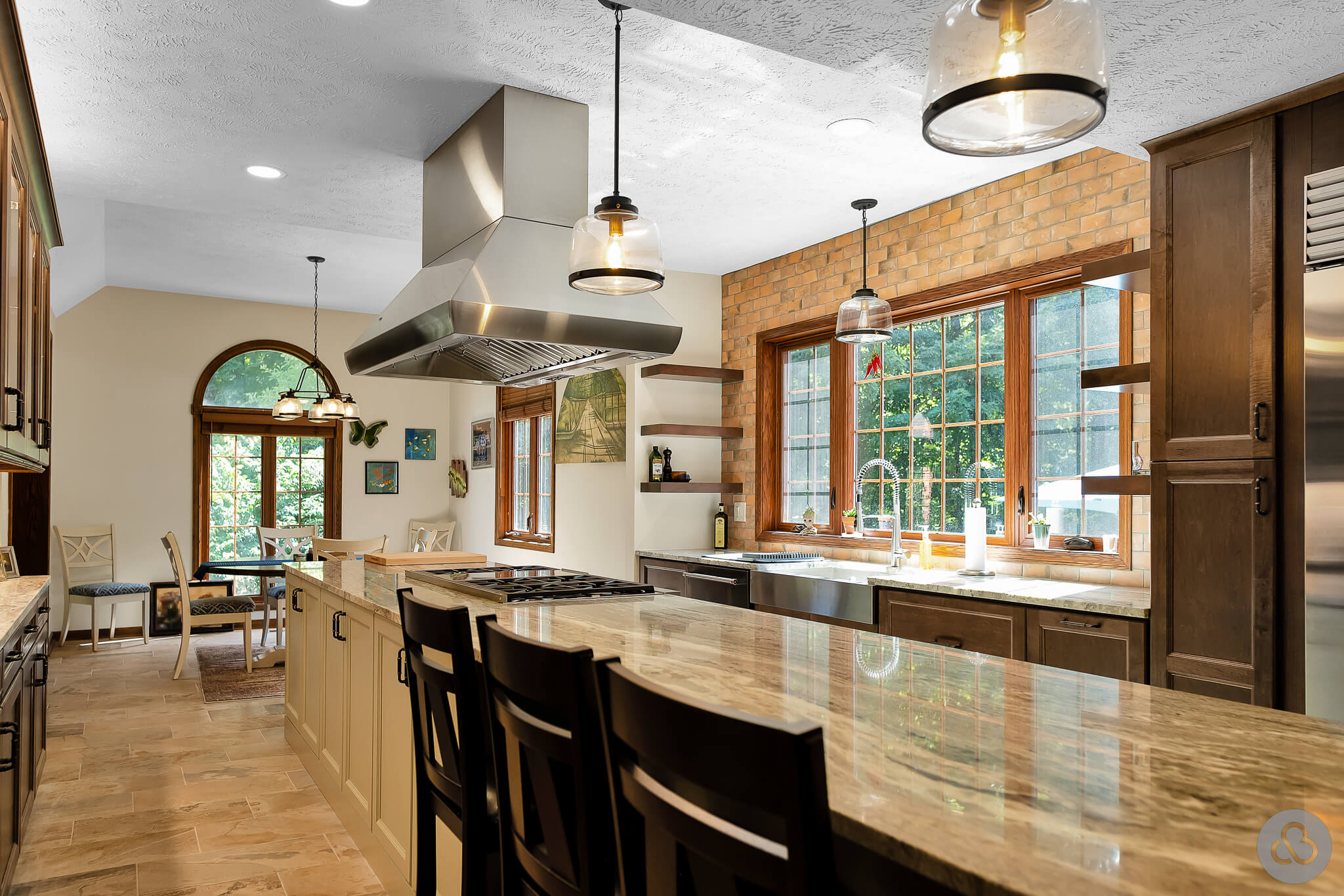 Ellis-Kitchen_2023-09-15-LandingPage-09