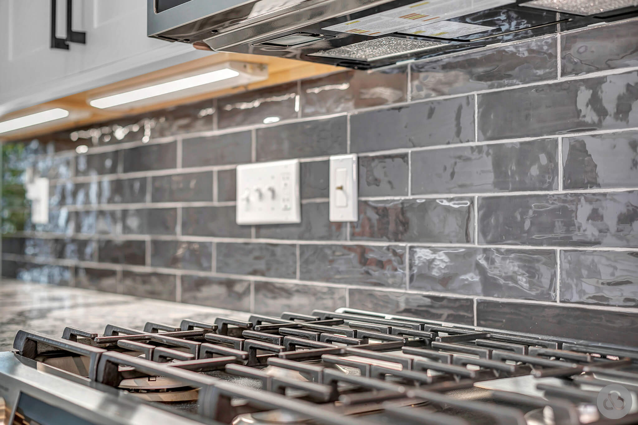 Doyle-Kitchen_2023-09-15-LandingPage-01