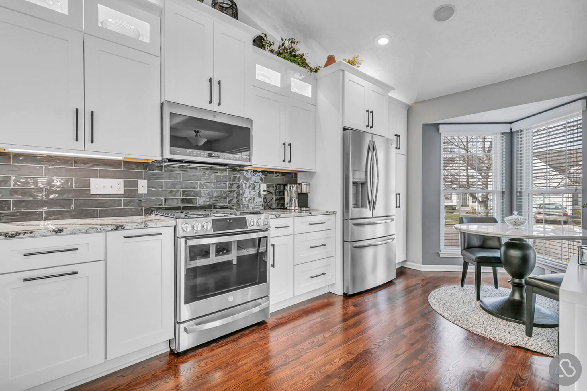 Doyle-Kitchen_2023-09-15-LandingPage-12