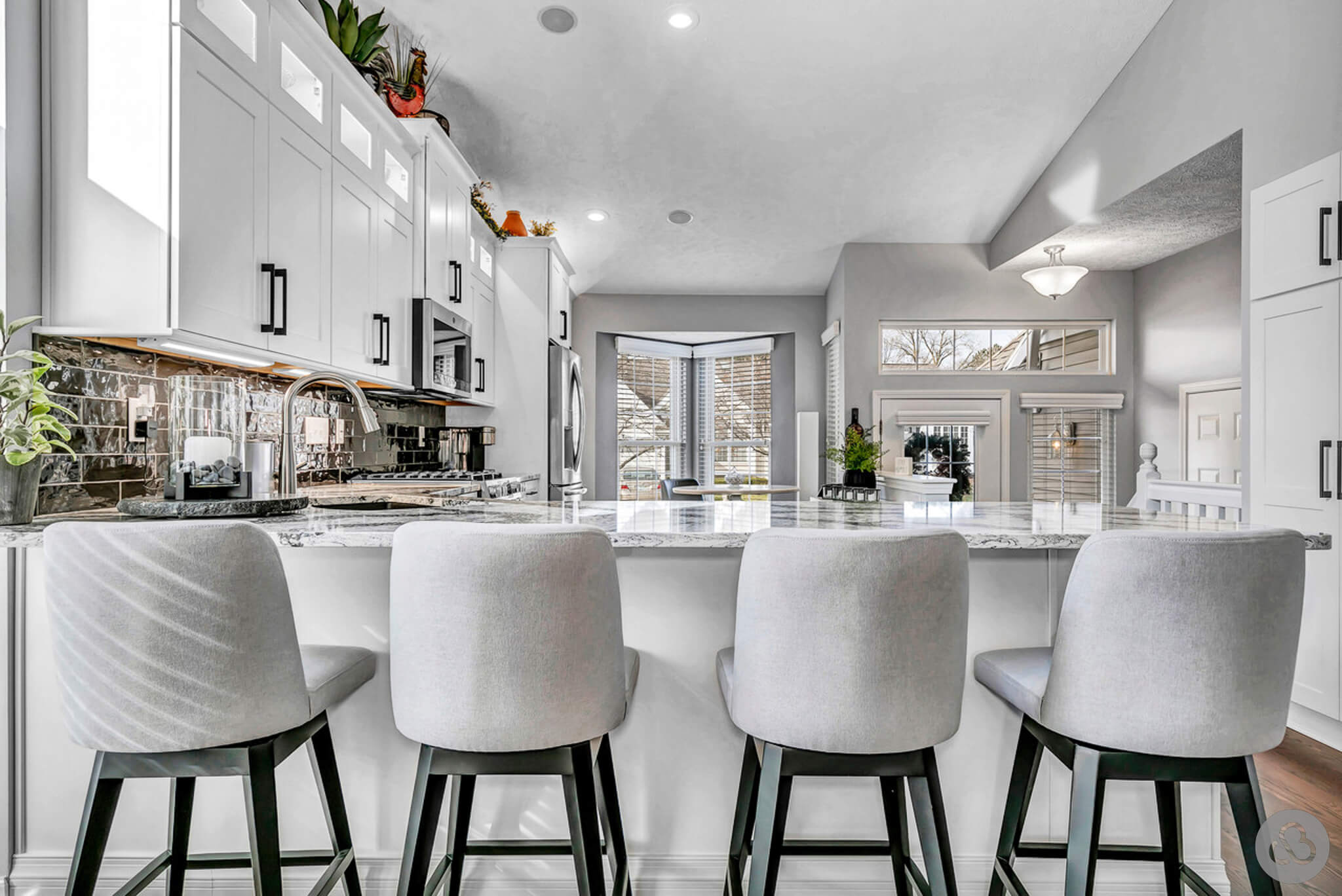 Doyle-Kitchen_2023-09-15-LandingPage-15