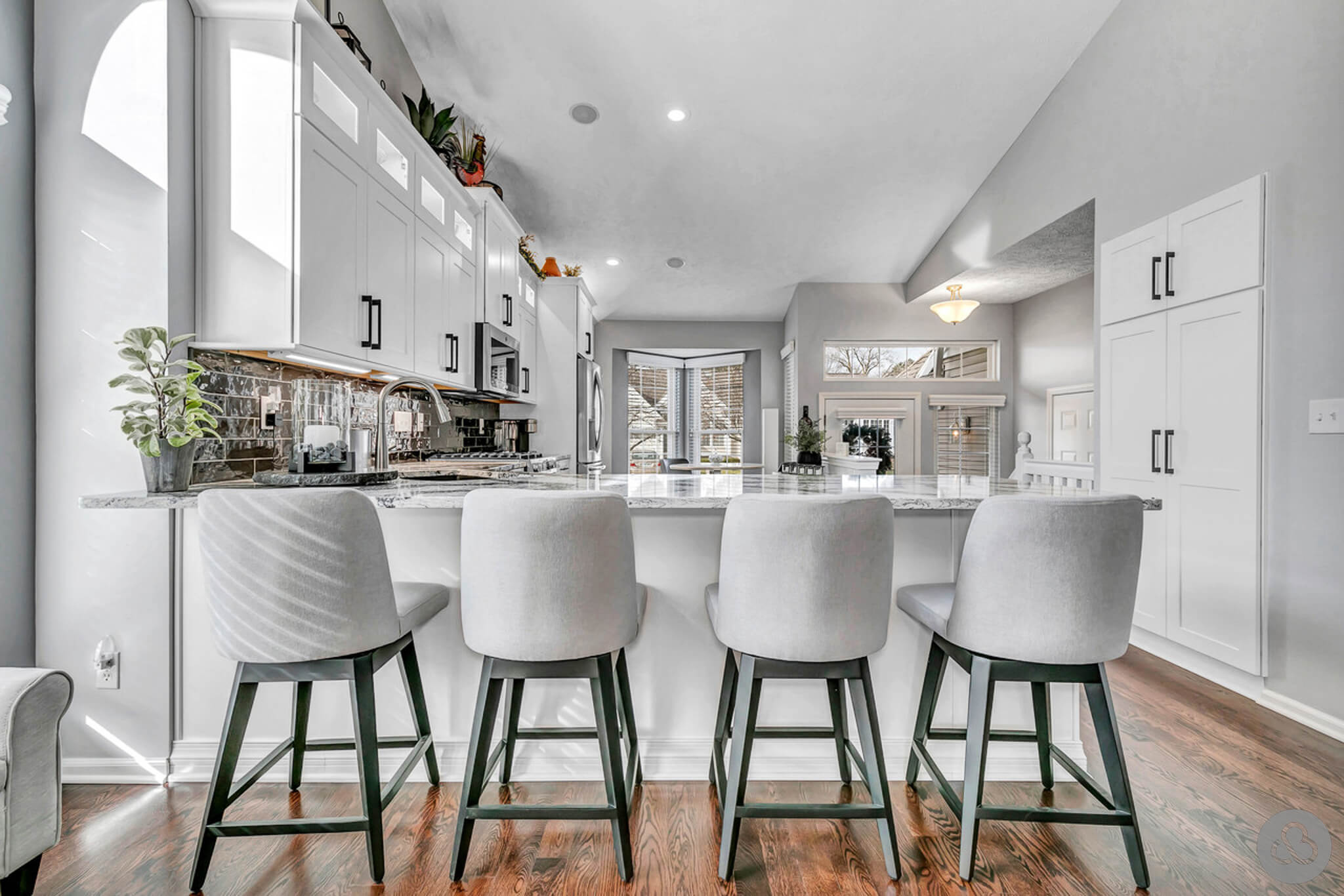 Doyle-Kitchen_2023-09-15-LandingPage-16