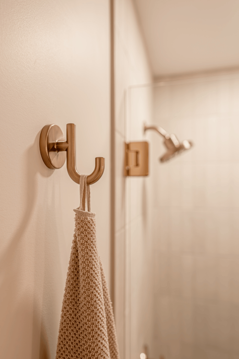 Mueller-Kashat-Bathroom_2024-12-13_BathroomProjectGallery_Website-09