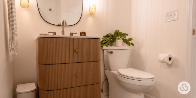 Mueller-Kashat-Bathroom_2025-01-07_TopLuxuryBathroomAccessoriesRemodel_Blog-Header