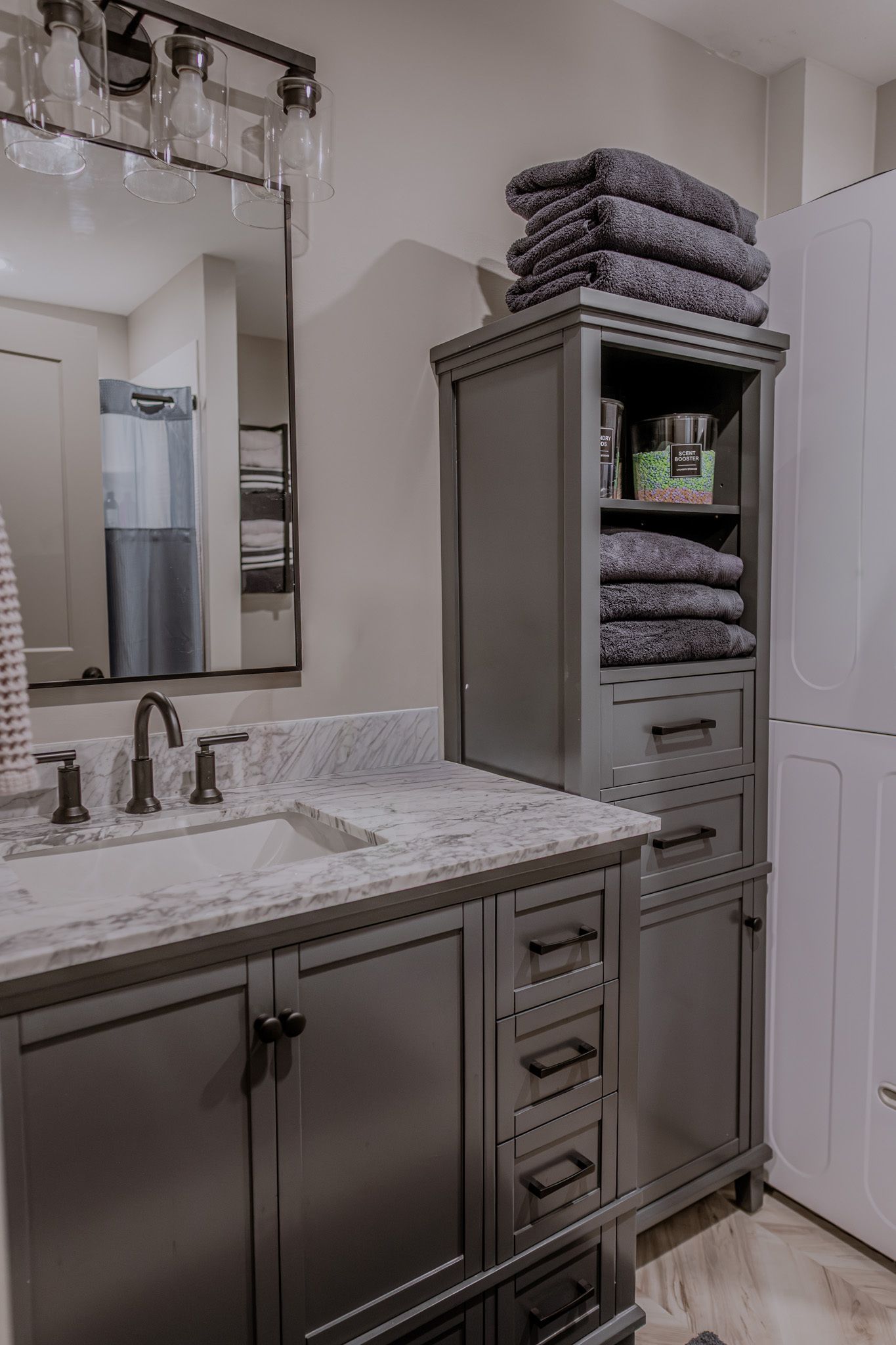 20260916-Danic-Bathroom-Final-RGB-CB-0003