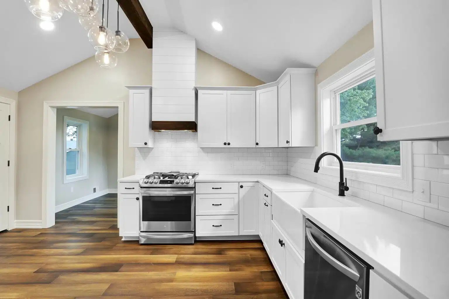custom-built-design-remodeling-kitchens-07-1536x1023.jpg